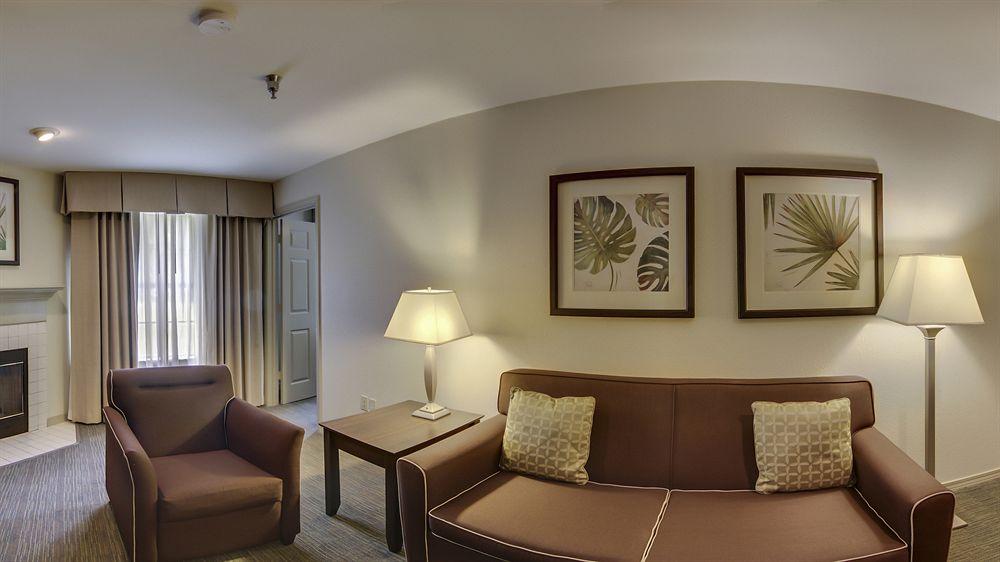 Clarion Inn & Suites Conference Center Covington Dış mekan fotoğraf