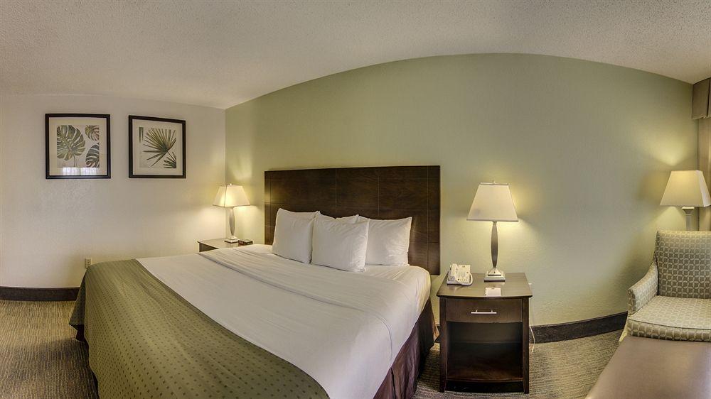 Clarion Inn & Suites Conference Center Covington Dış mekan fotoğraf
